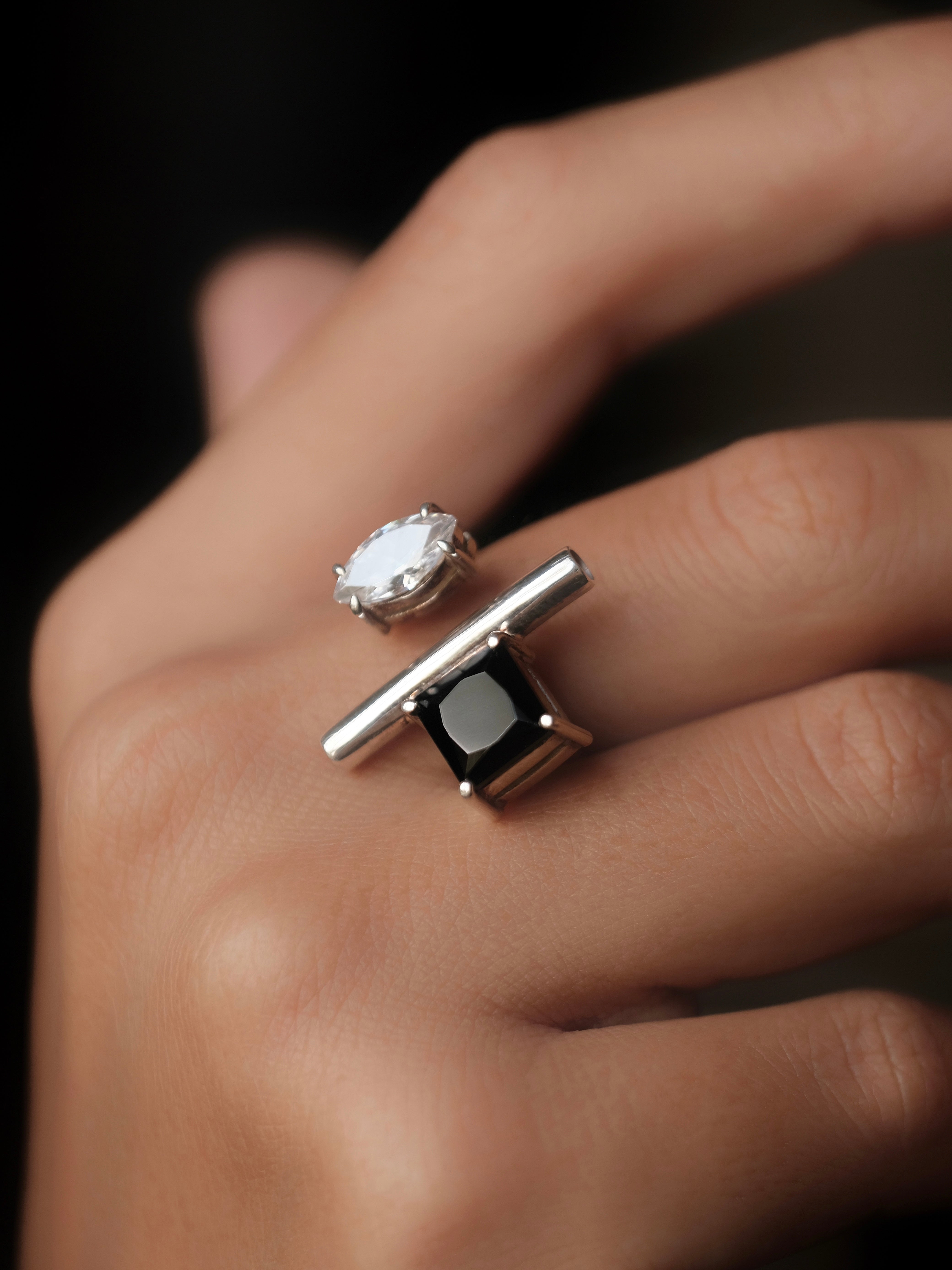 EMMA Black Spinel Silver Ring