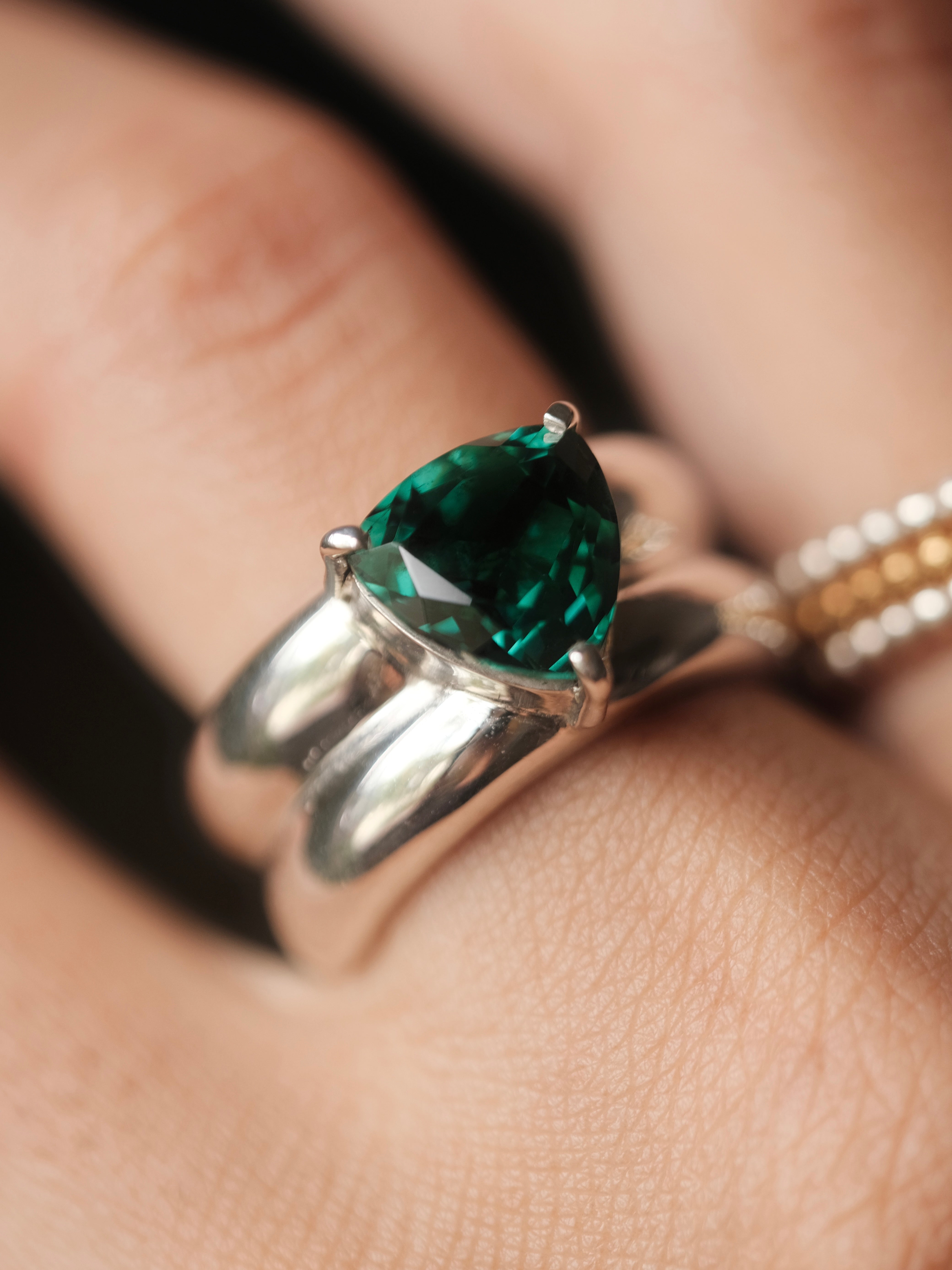 CASSIA Trillion Green Quartz Silver Ring