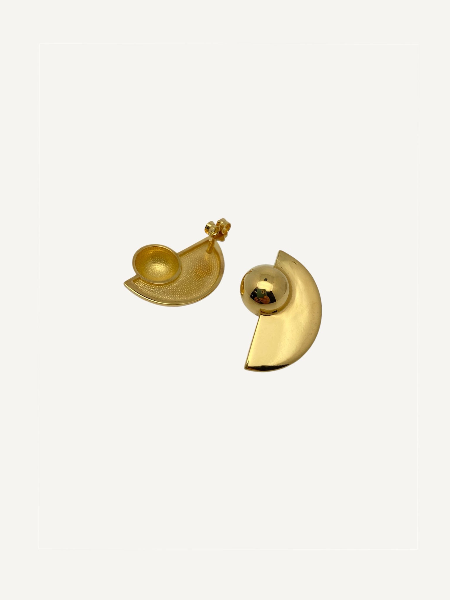 AMELIA Gold Earrings